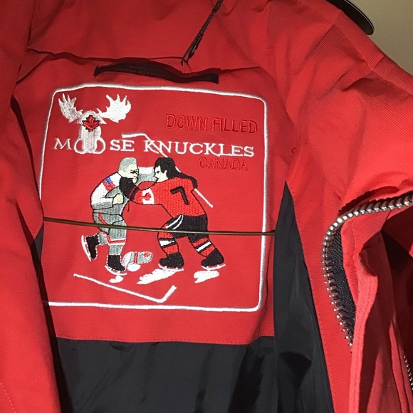 NWT Moose Knuckles Canada Down Filled Hoodie Fur Red/black Womens XXL - Picture 3 of 6